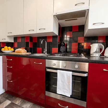 3br With Balcony - Views Апартаменти Рига